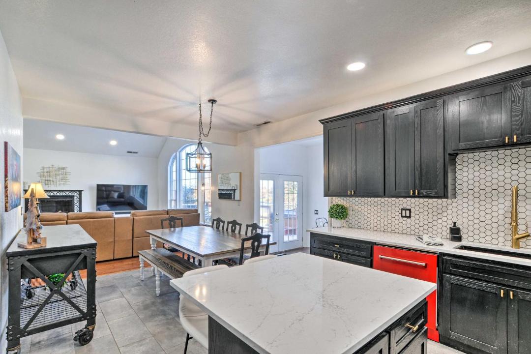 Photo of Others in Altamont