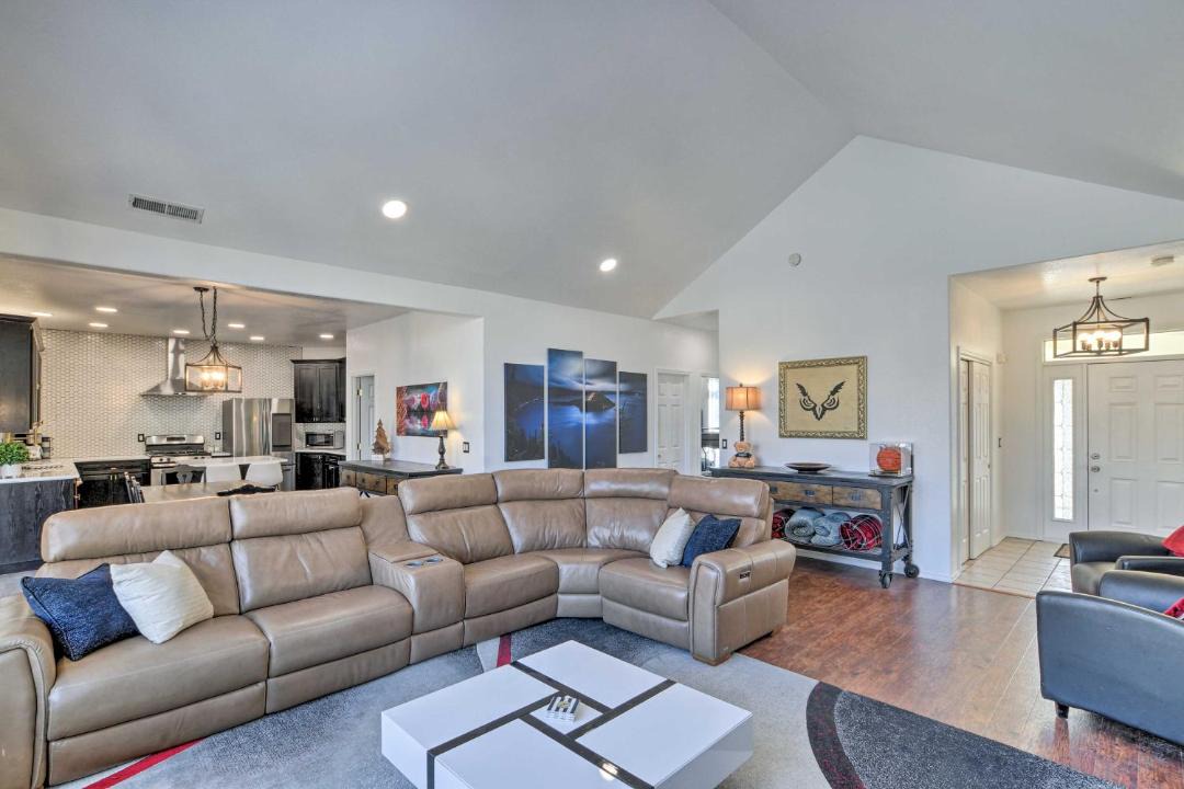 Photo of Livingroom in Altamont