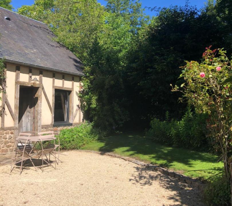 Photo of Others in Le Val-Saint-Pere