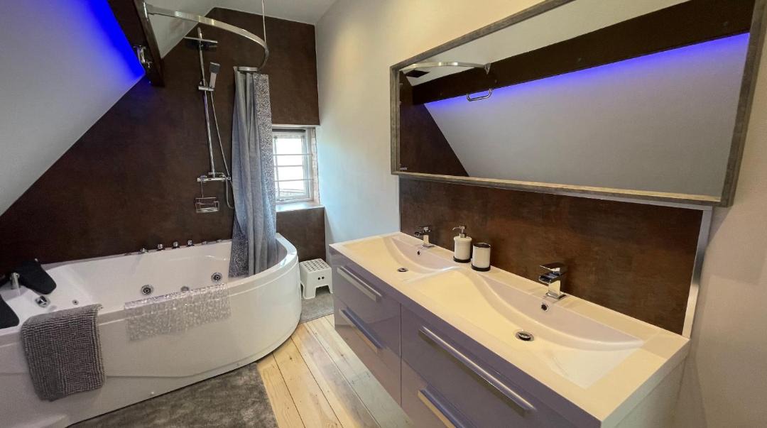 Photo of Bathroom in Wirksworth