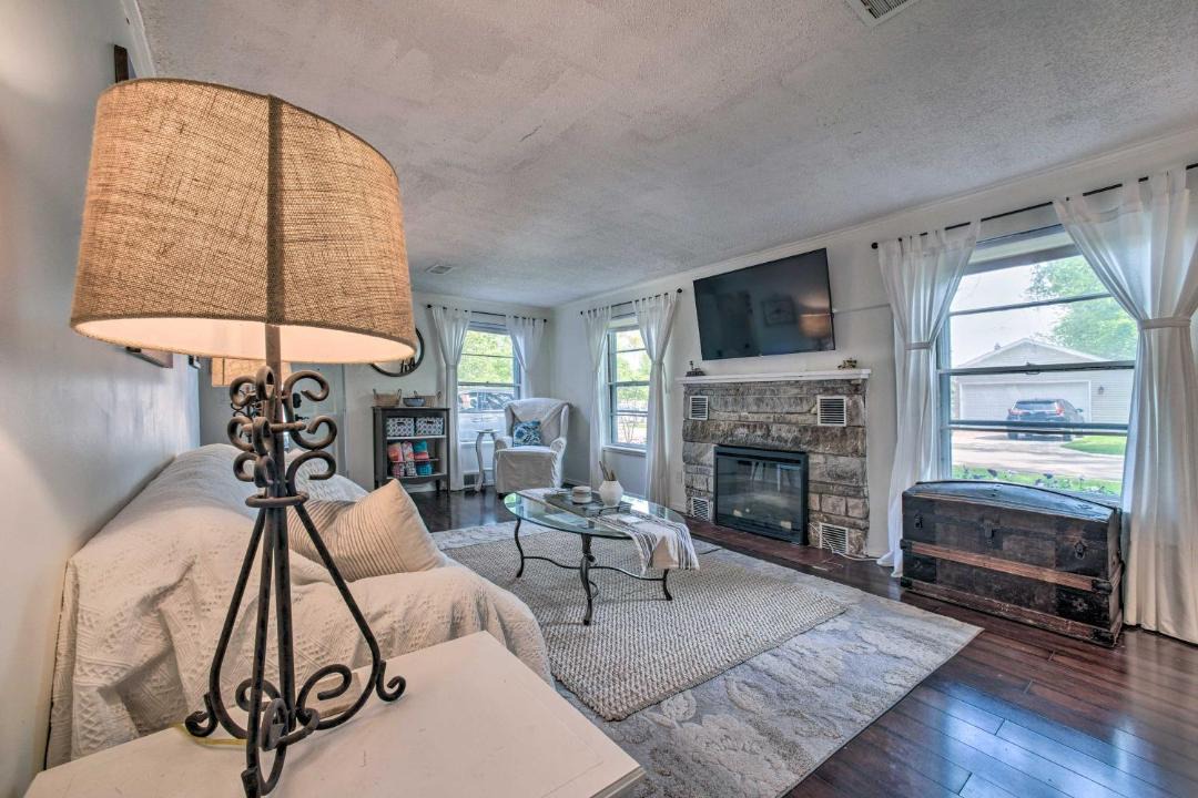 Photo of Livingroom in Fort Gratiot