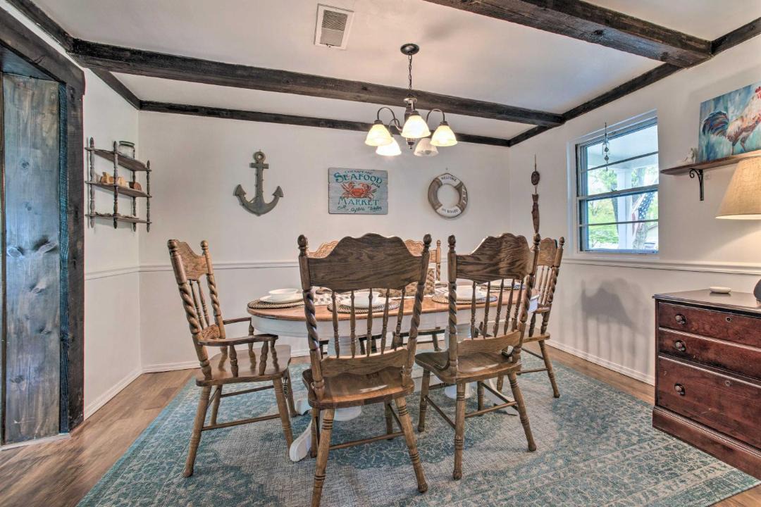 Photo of Livingroom in Fort Gratiot
