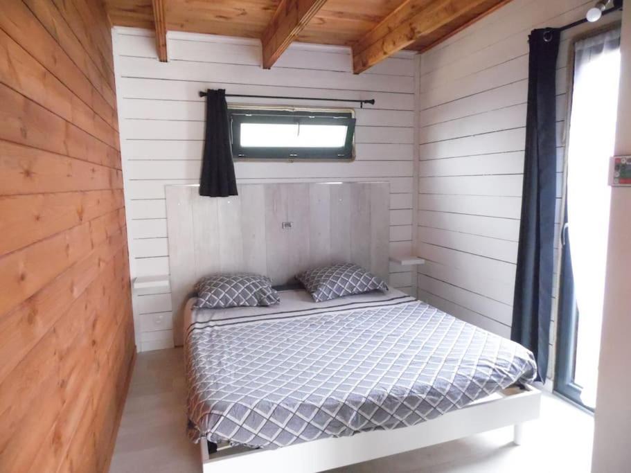 Photo of Bedroom in Doue-la-Fontaine