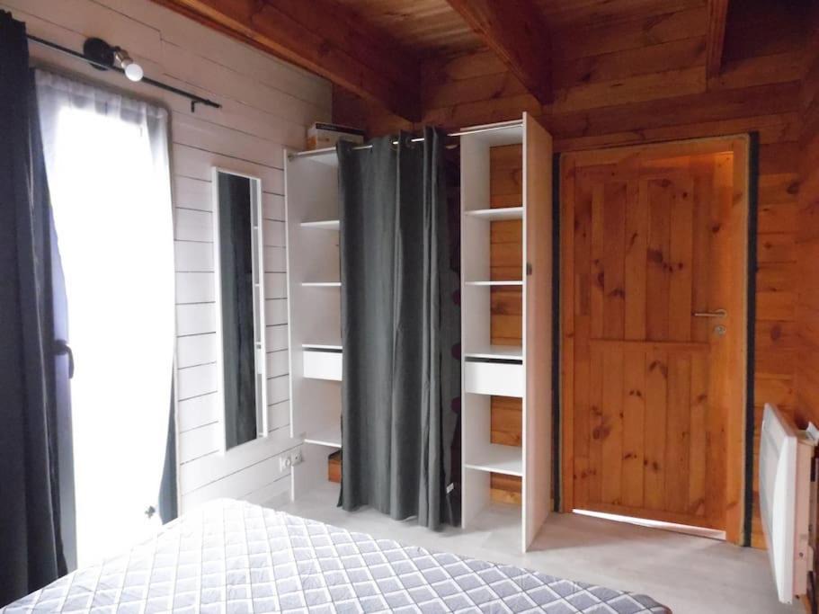 Photo of Bedroom in Doue-la-Fontaine