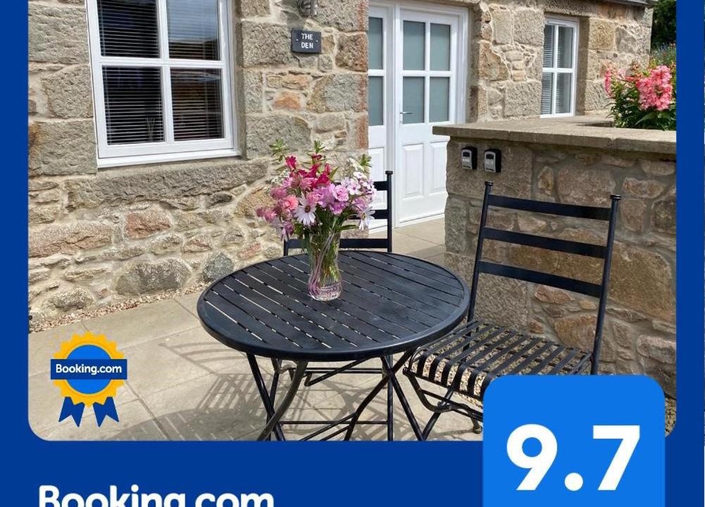 Photo of Others in Maud