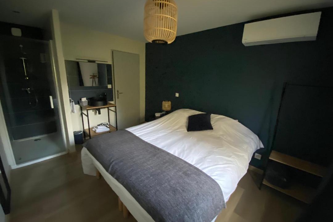 Photo of Others in Chesnes