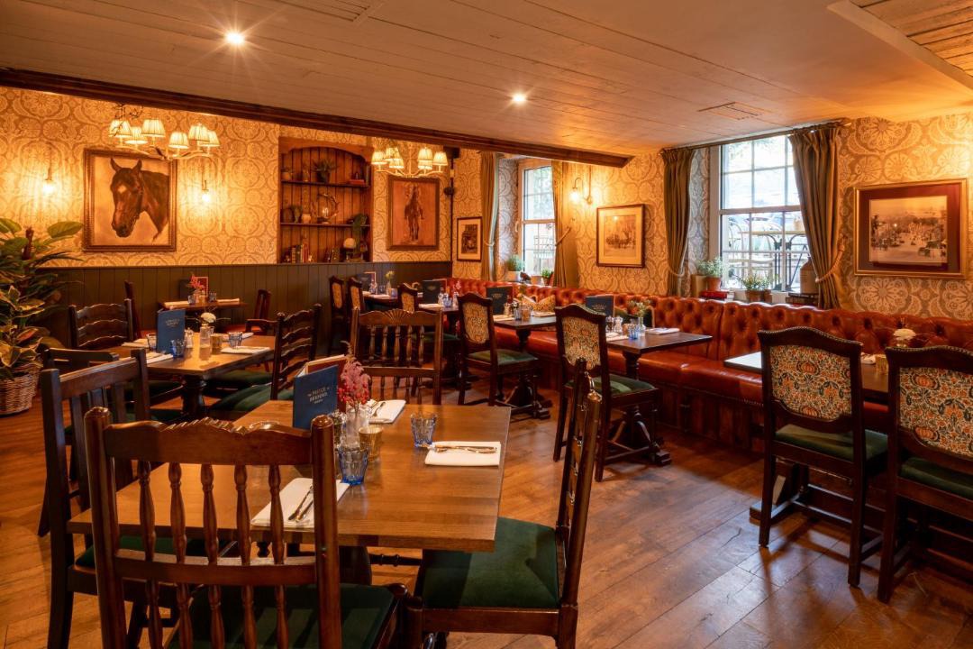 Photo of Livingroom in Burford