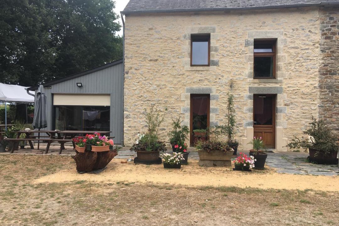 Photo of Others in Bains-sur-Oust