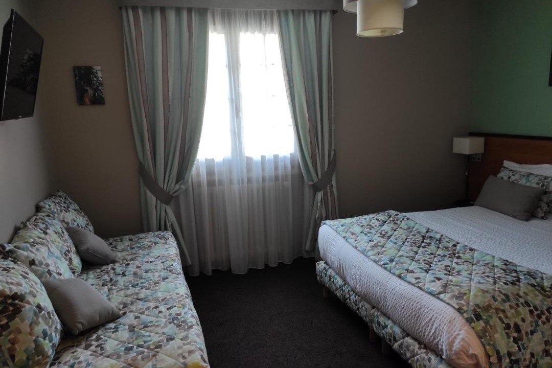 Photo of Bedroom in Saint-Jean-de-Maurienne