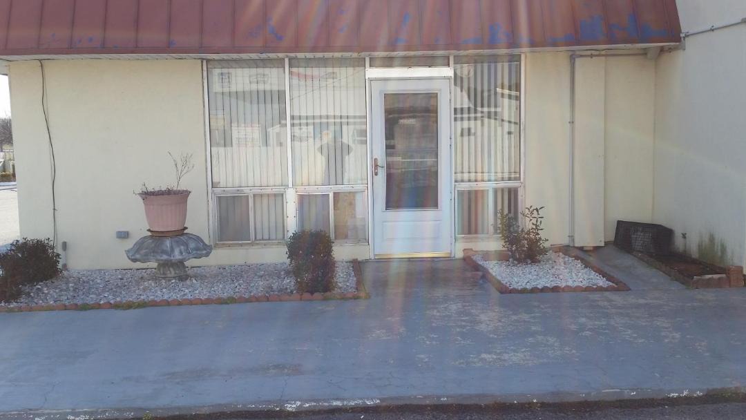Photo of Others in Dillon