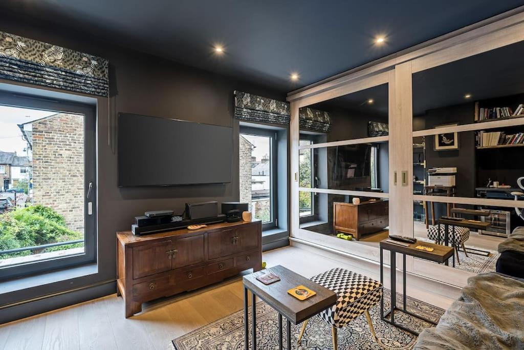 Photo of Livingroom in South Richmond