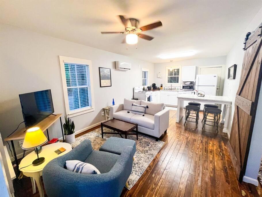 Photo of Livingroom in Lafayette