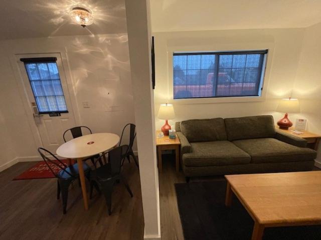 Photo of Livingroom in Seaview