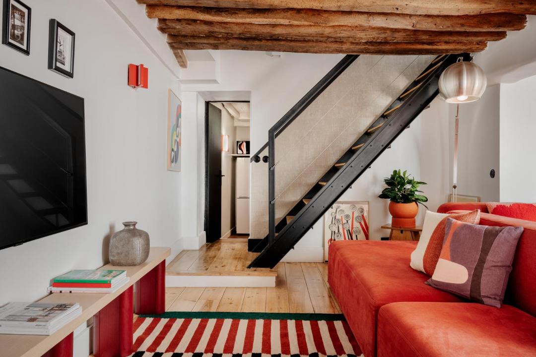 Photo of Livingroom in Arts-et-Metiers