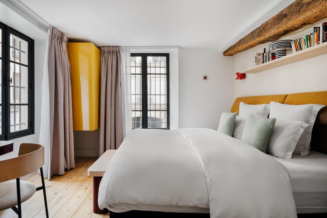Photo of Bedroom in Arts-et-Metiers