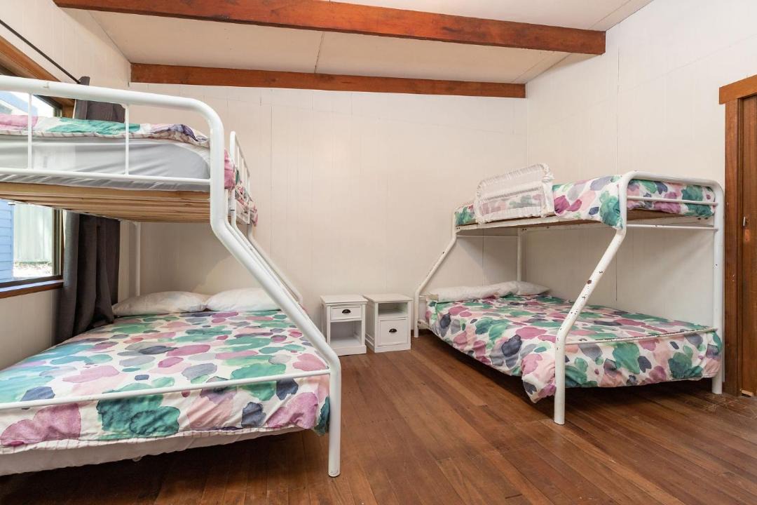 Photo of Others in Tarbuck Bay