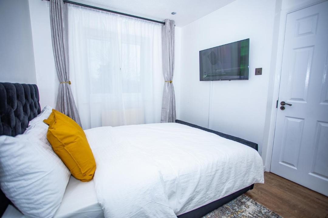 Photo of Bedroom in Thamesmead