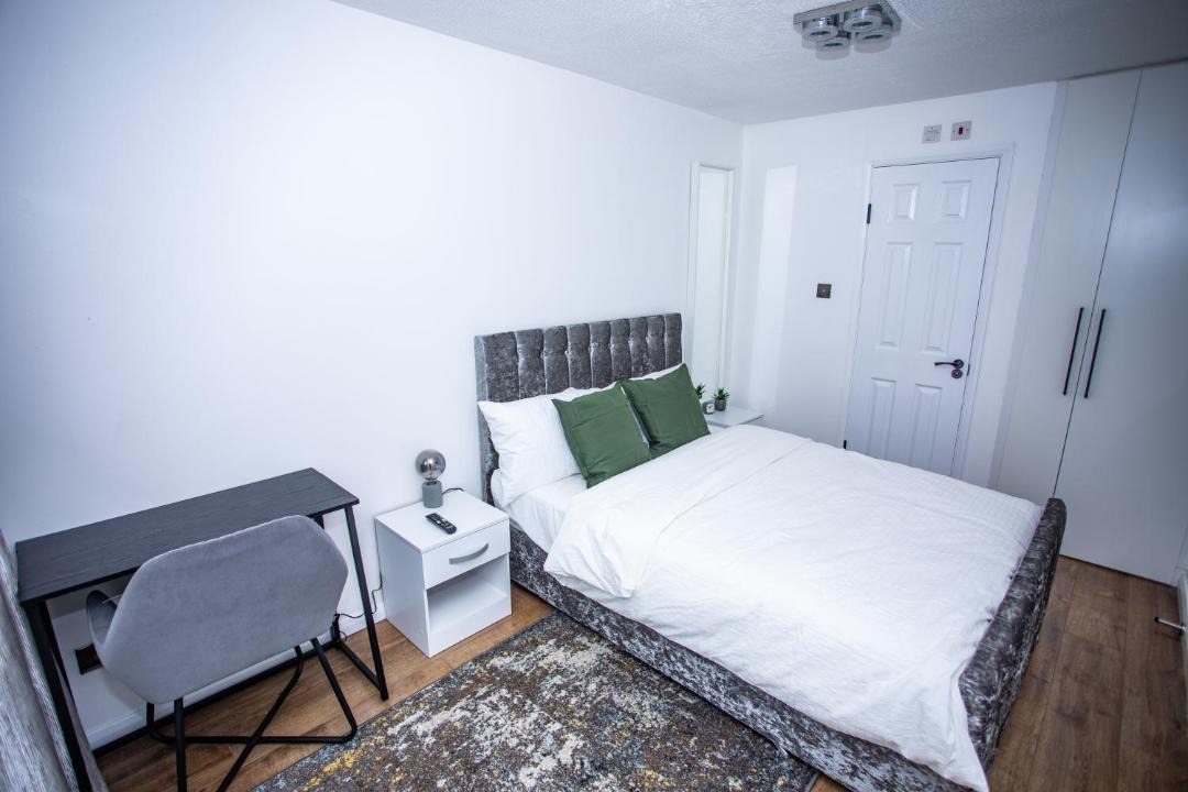 Photo of Bedroom in Thamesmead