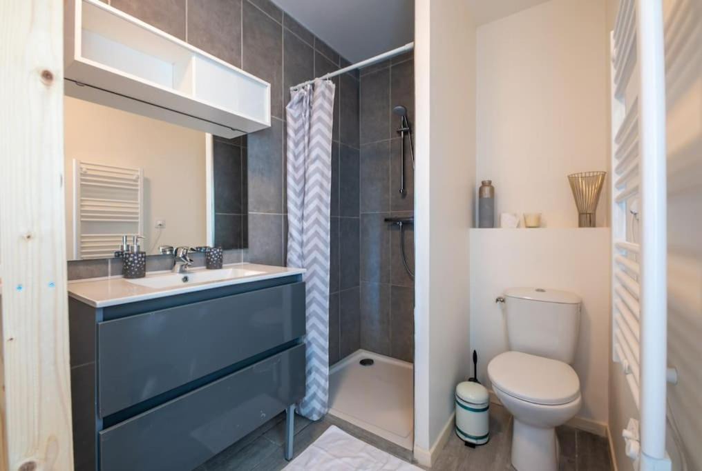Photo of Bathroom in Nazelles-Negron
