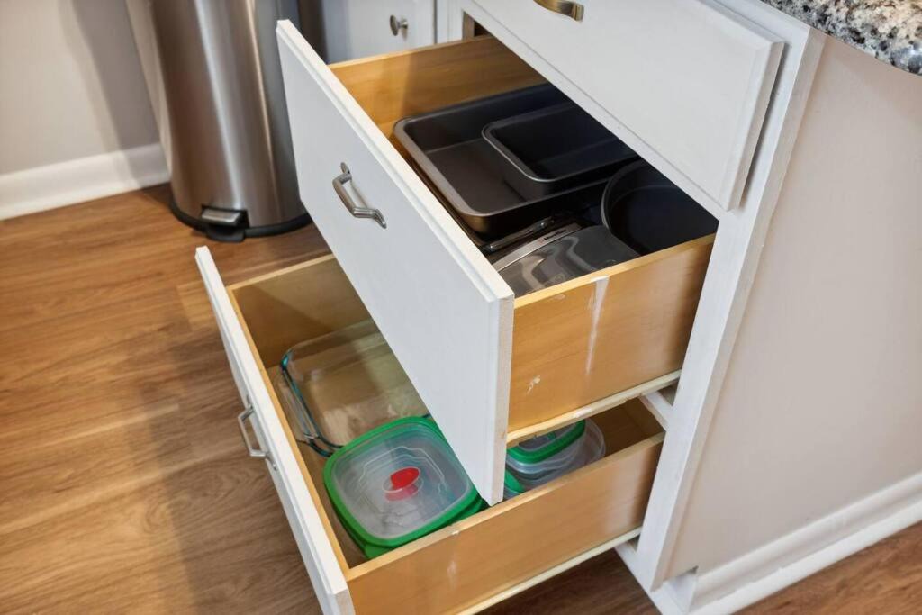 Photo of Kitchen in Center Avenue Historic District