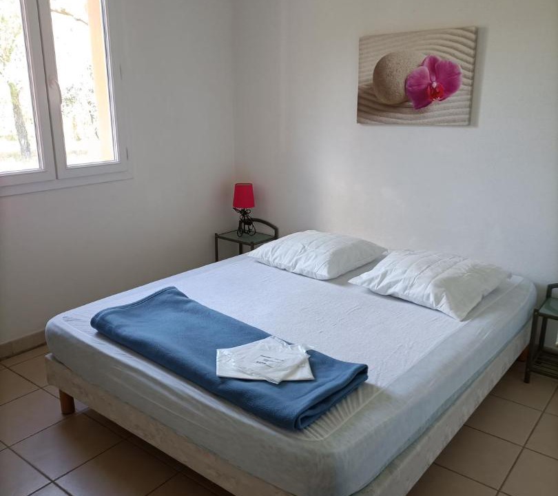Photo of Bedroom in Grospierres