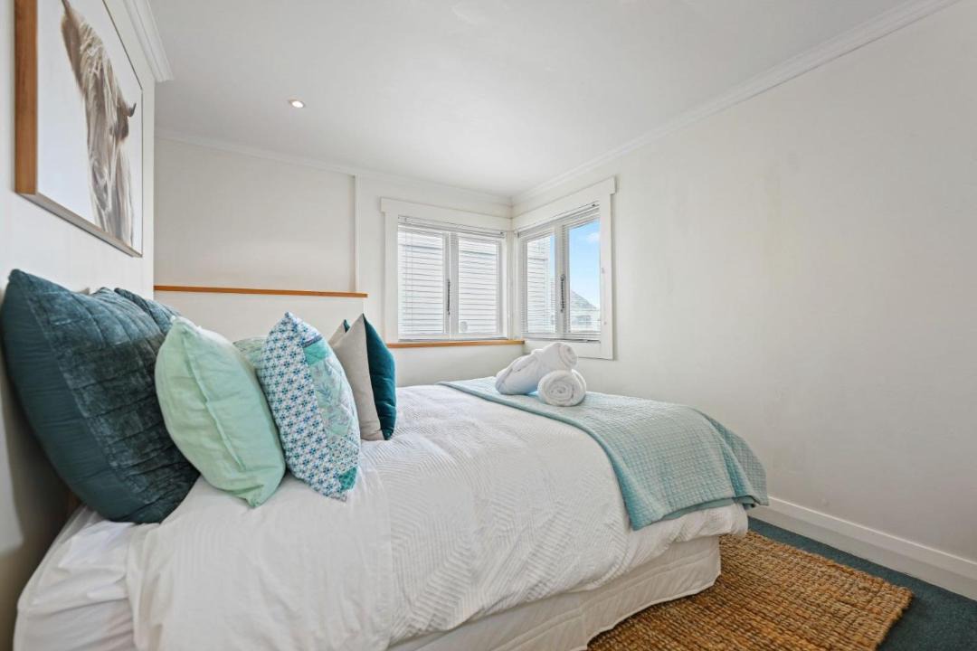 Photo of Bedroom in Hamilton Lake