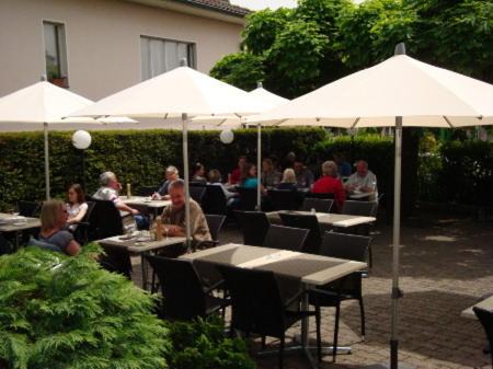Photo of Others in Meggen
