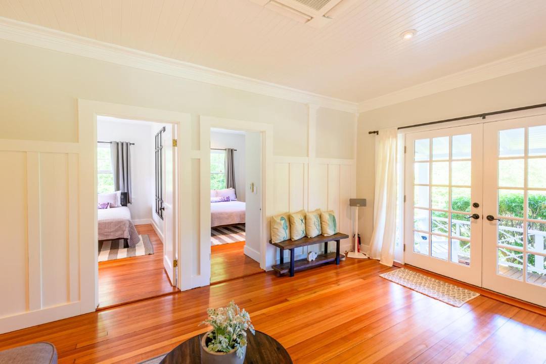 Photo of Livingroom in East Chop