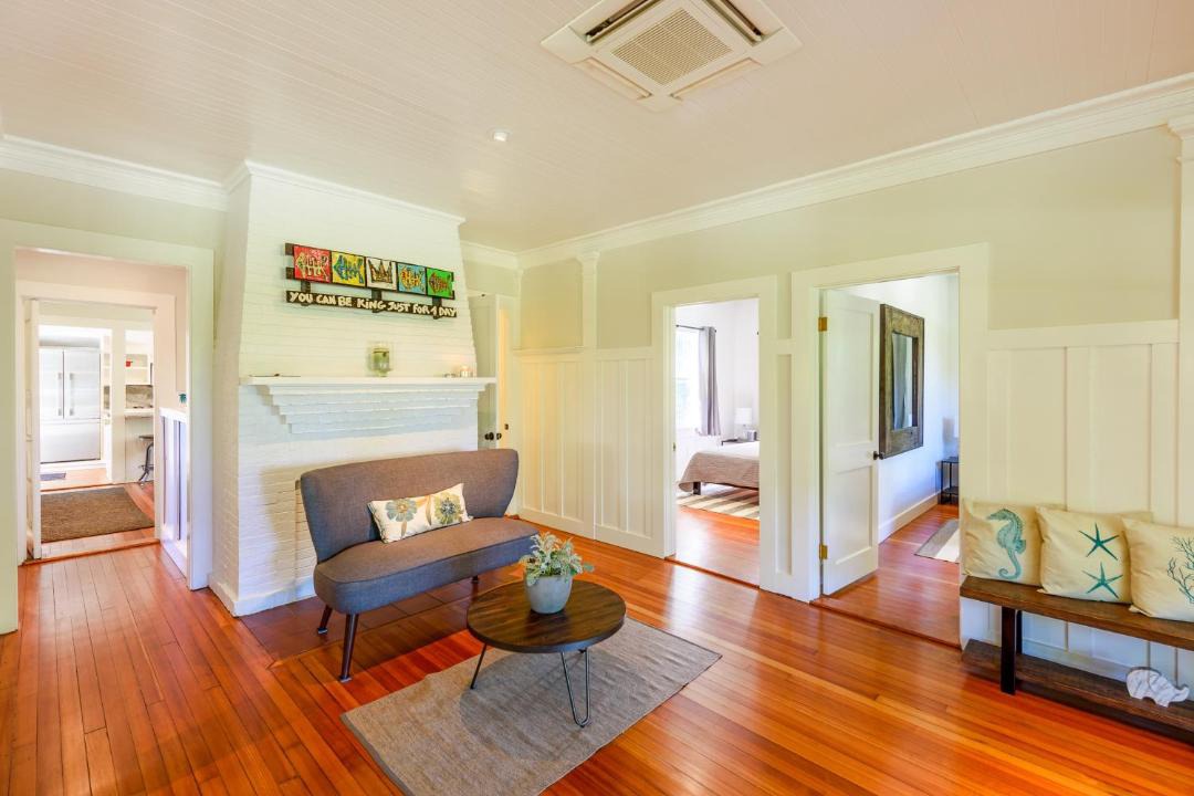 Photo of Livingroom in East Chop