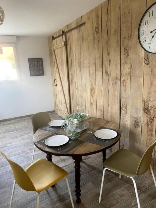 Photo of Others in Saint-Martin-des-Pezerits