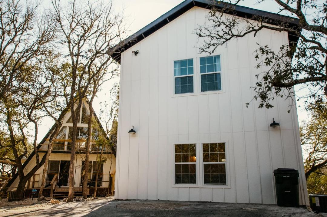 Photo of Buildings in Spring Branch