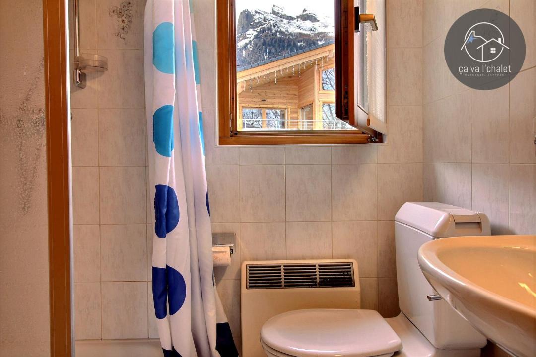 Photo of Bathroom in Ovronnaz