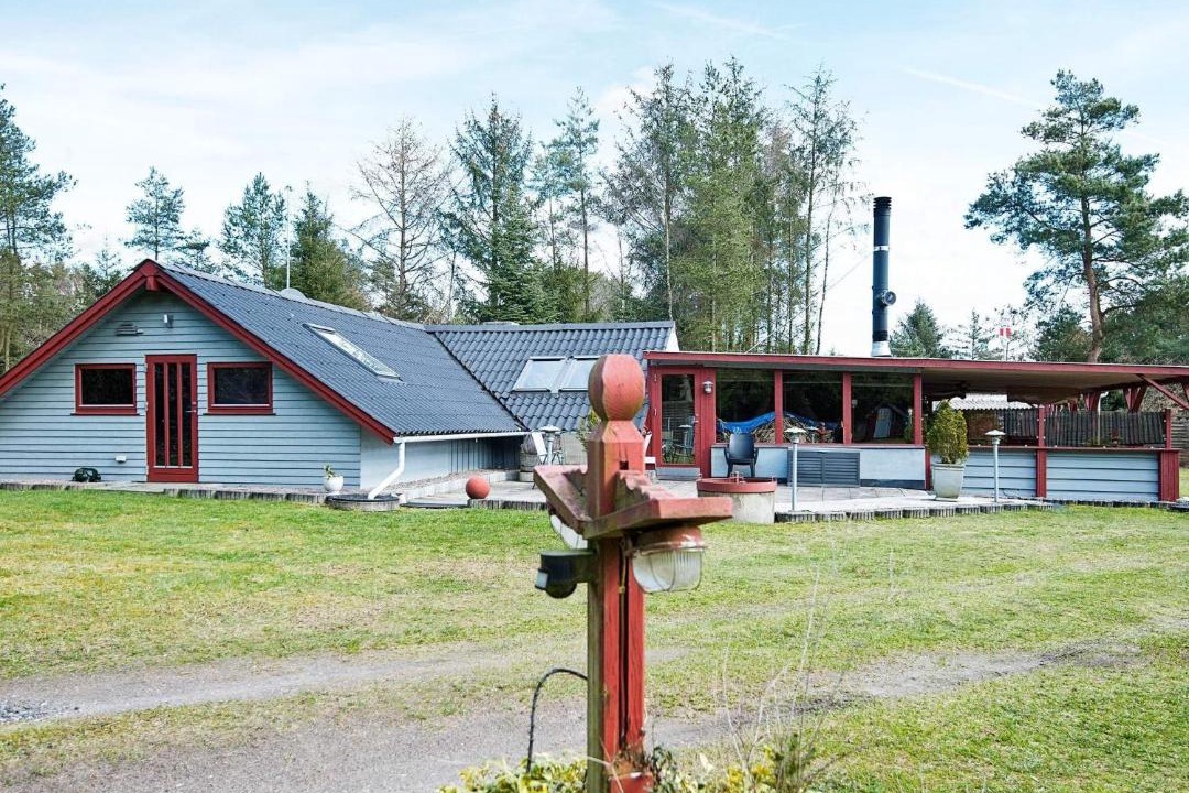 Photo of Others in Ans