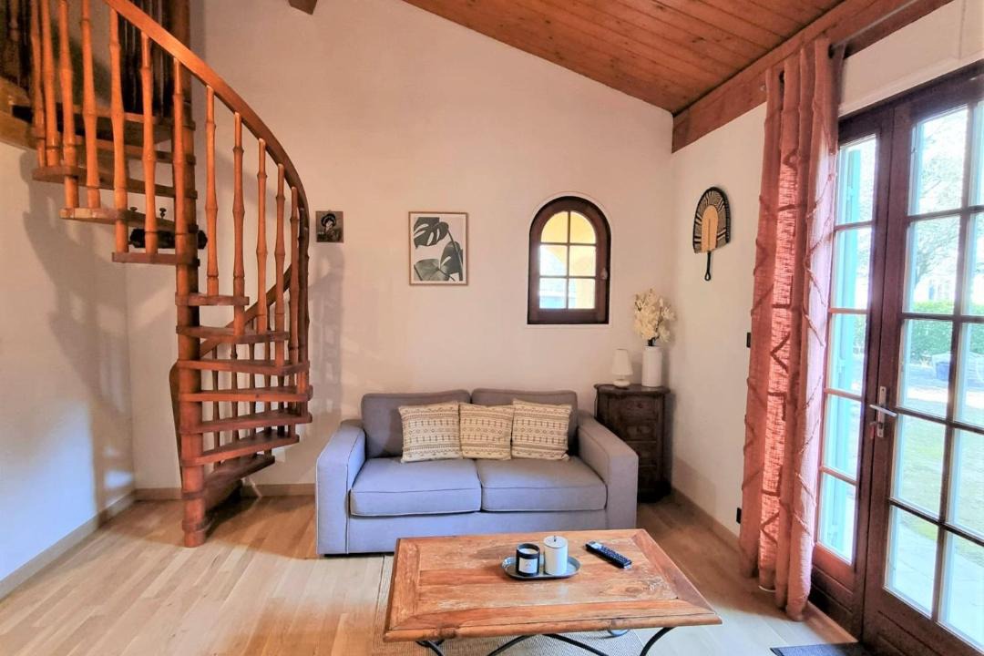 Photo of Livingroom in Charbonnieres-les-Bains