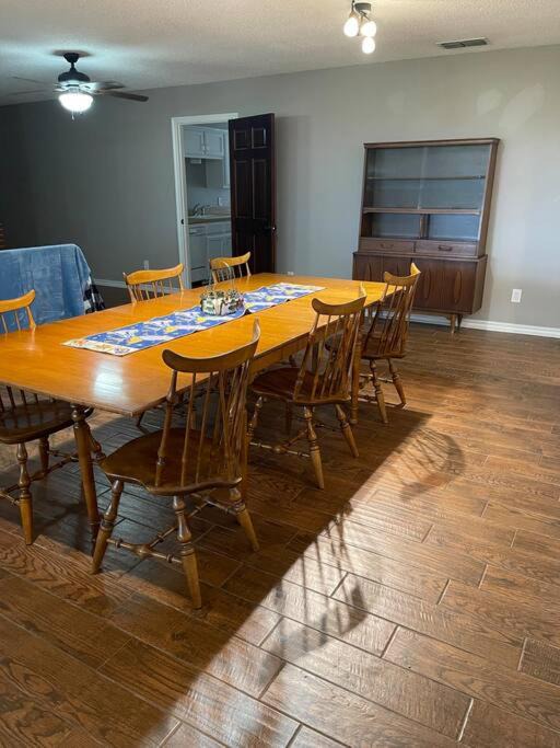 Photo of Livingroom in Hico