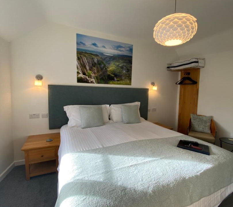 Photo of Others in Cheddar