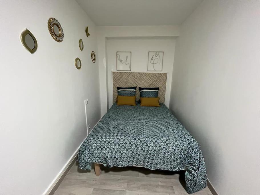 Photo of Bedroom in Cambrai