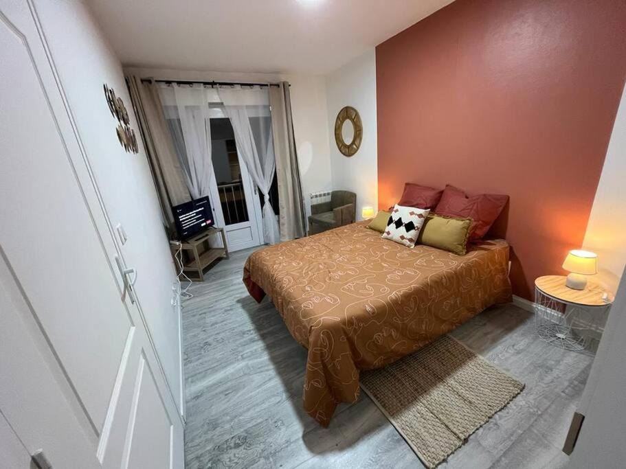 Photo of Bedroom in Cambrai