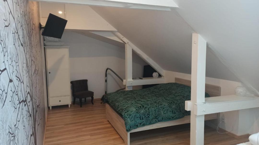 Photo of Bedroom in Saint-Parres-les-Vaudes