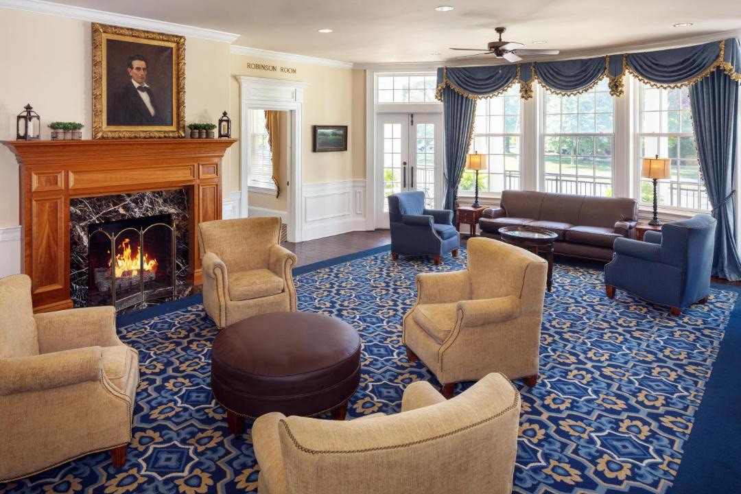 Photo of Livingroom in Berea