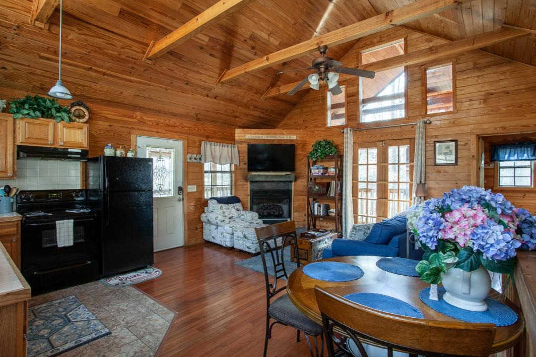 Photo of Livingroom in Sevierville