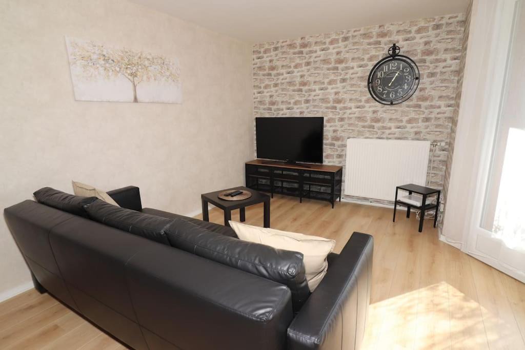 Photo of Livingroom in Courcouronnes