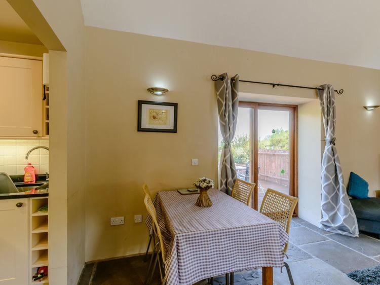 Photo of Others in Bromlow