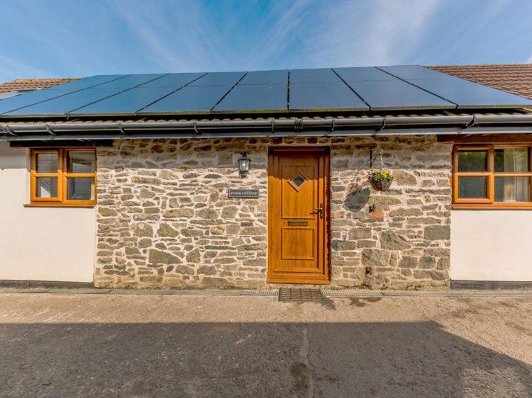 Photo of Buildings in Bromlow