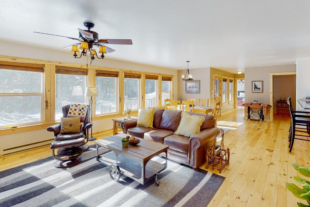 Photo of Livingroom in New Meadows