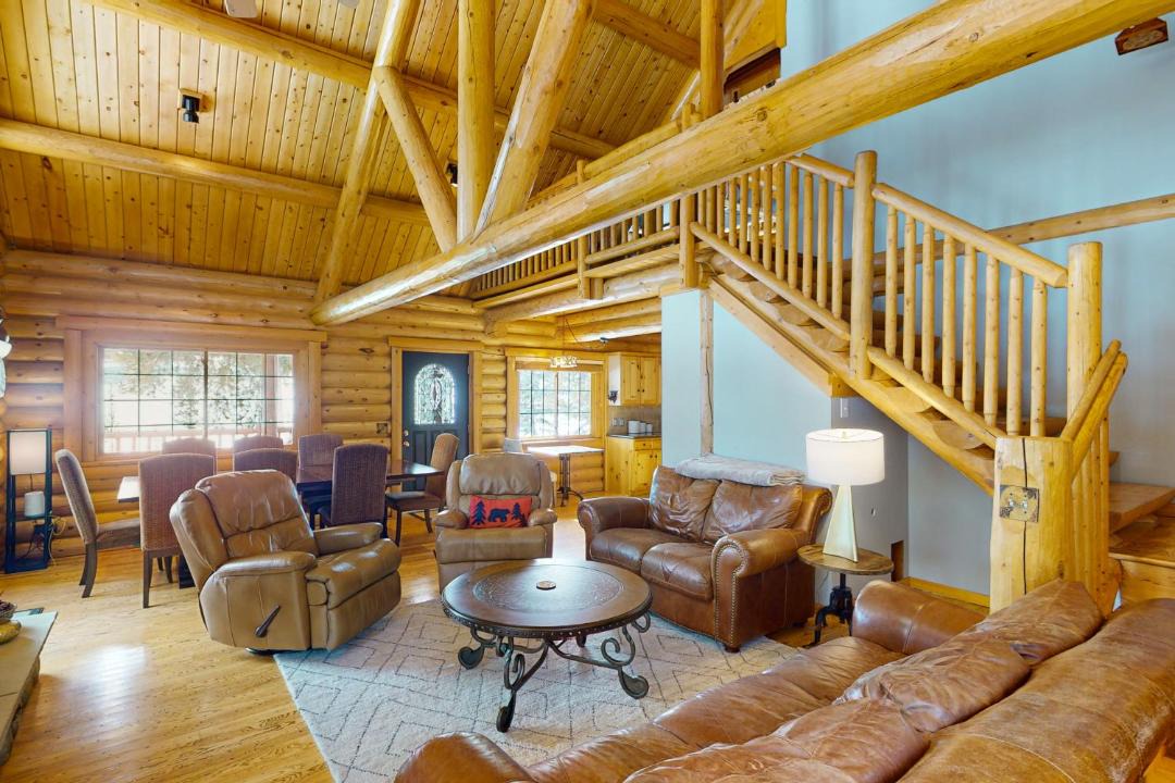 Photo of Livingroom in Grand Lake