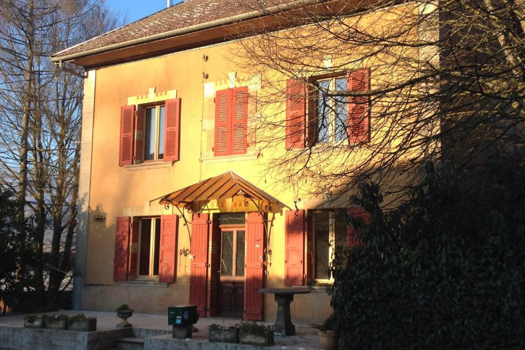 Photo of Buildings in Challonges