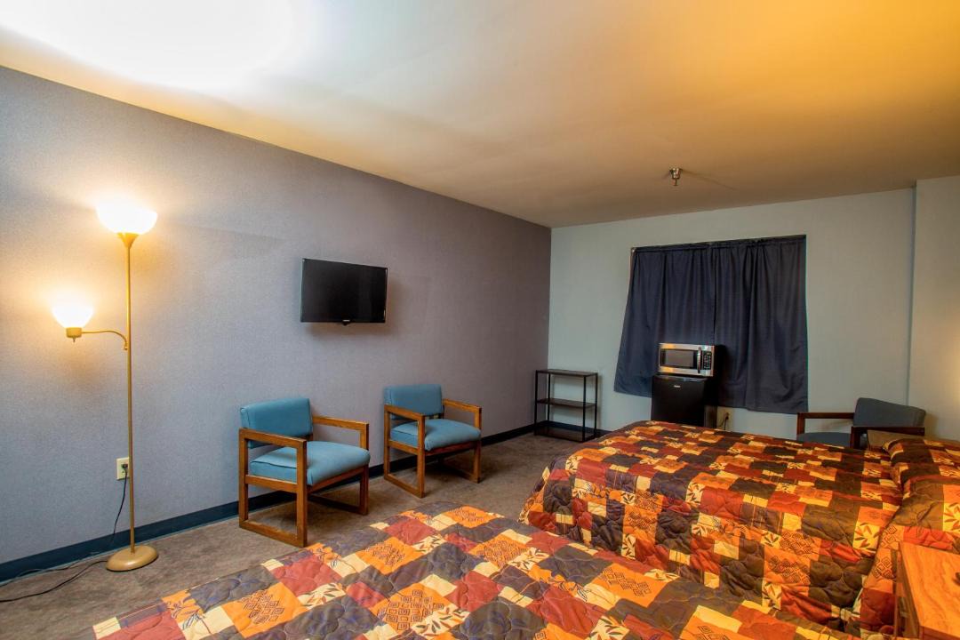 Photo of Bedroom in Moundsville