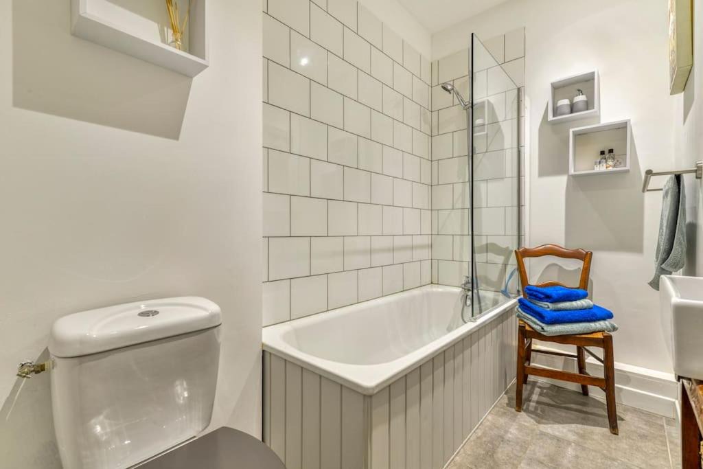 Photo of Bathroom in Montouliers