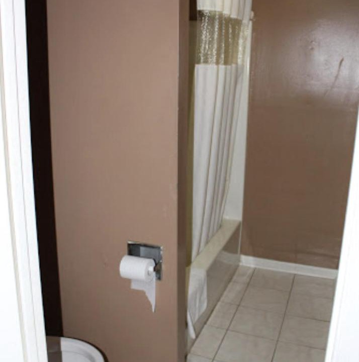 Photo of Bathroom in Gracewood